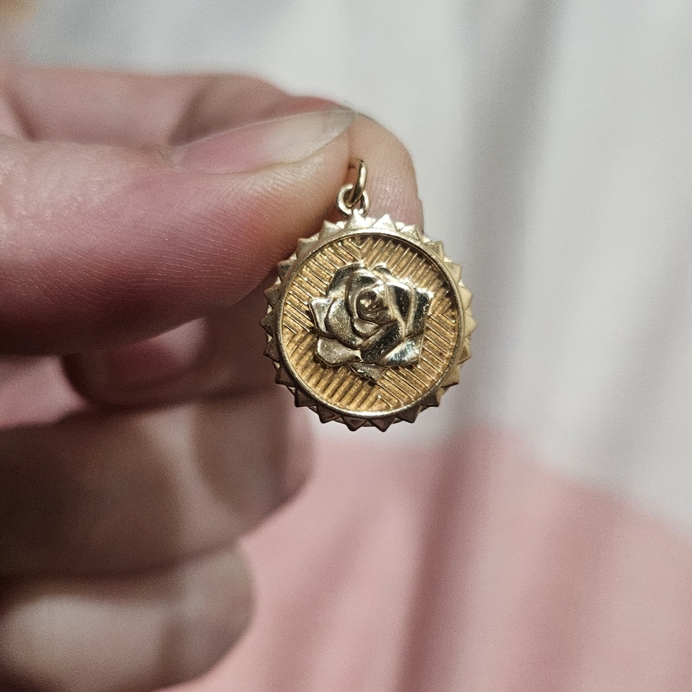 Mejuri Solid 14k Gold Rose Pendant